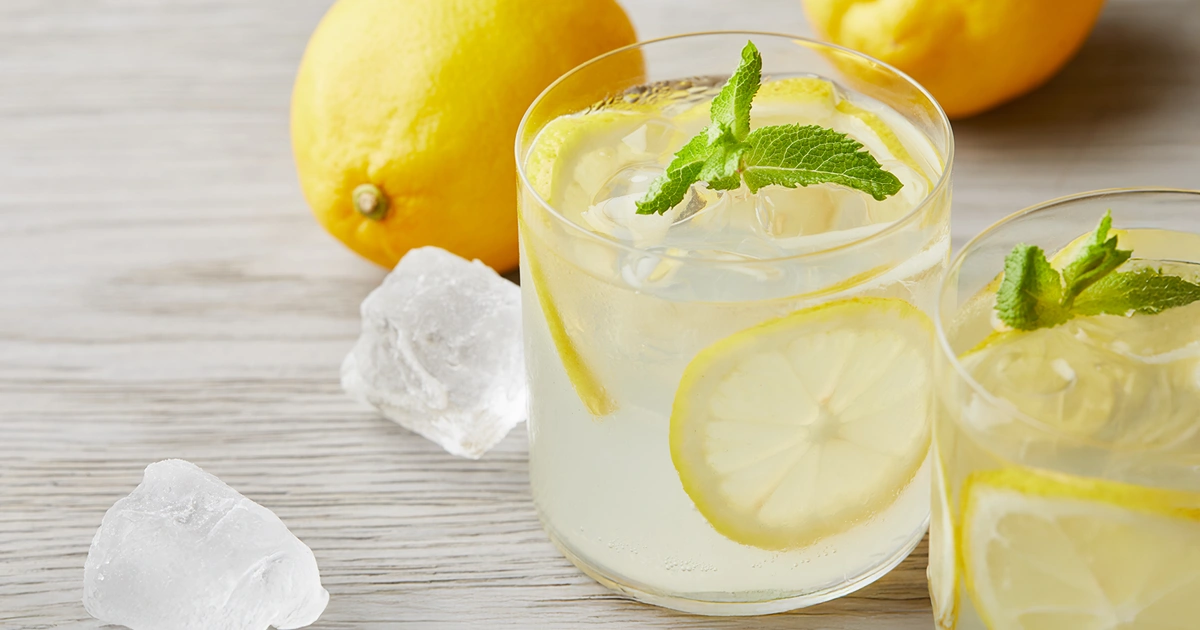 Home-made lemonade – zingy refreshment for hot days | FreshMAG by