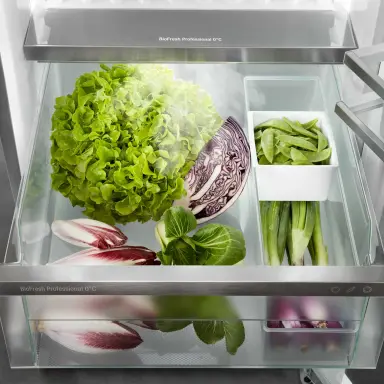 biofresh-open-compartment-salad-professional-hydrobreeze-liebherr-detail-11