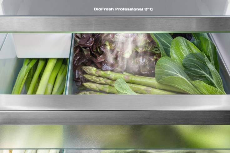 Liebherr BioFresh with HydroBreeze Liebherr BioFresh with HydroBreeze