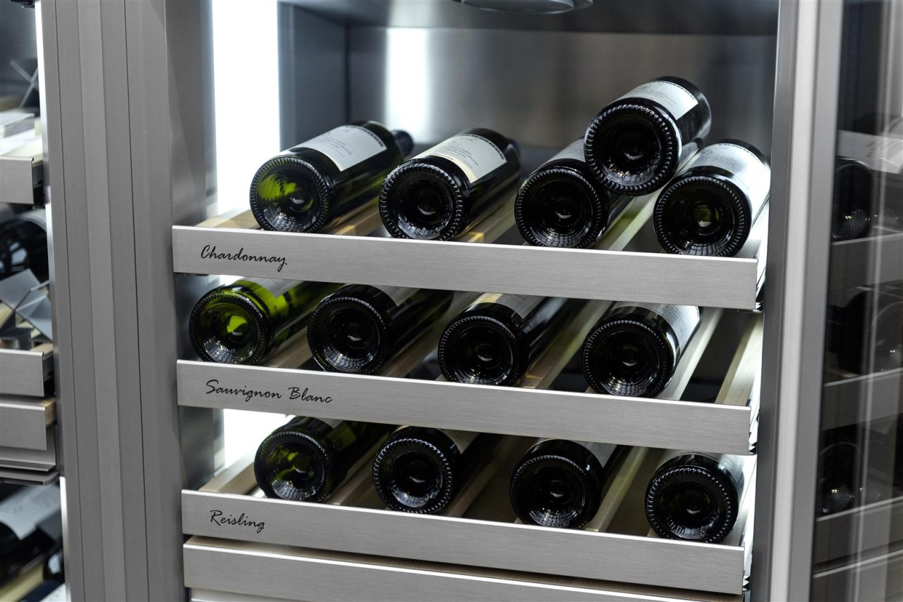 Labeling Wein Monolith Kühlschrank