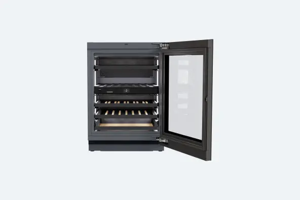 Unterbaufähiger Weinkühlschrank mit Glastür, Holzelementen und zwei Temperaturzonen zur optimalen Weintemperierung
