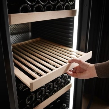 wine fridge woodbord