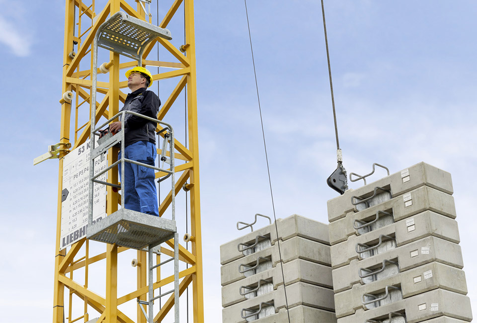 liebherr-k-cranes-control