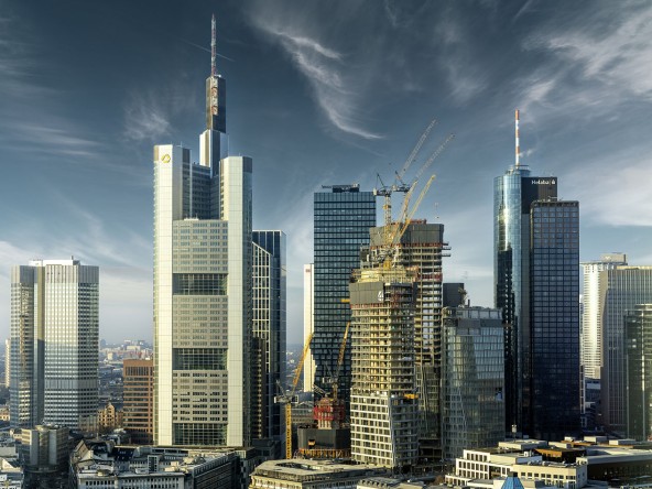 liebherr-four-frankfurt-skyline-2