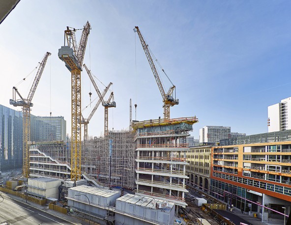 liebherr-content-hc-l-krane-axel-springer-berlin-710px