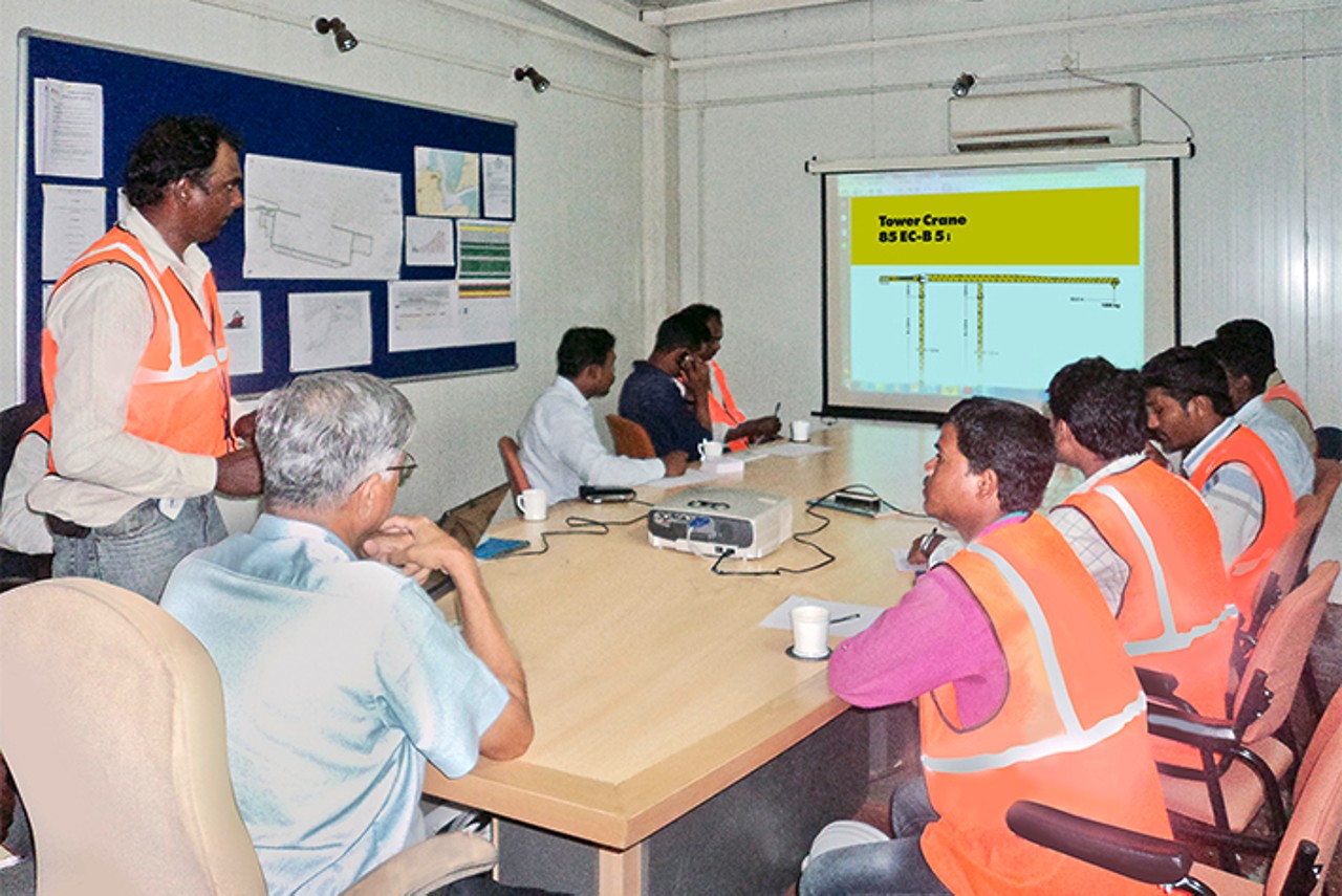 liebherr-training-course-tower-cranes-india