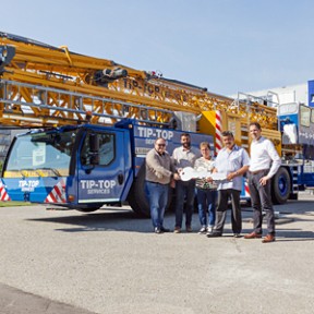 liebherr-mk-uebergabe-tiptop-mk88-2019-09-300x300px