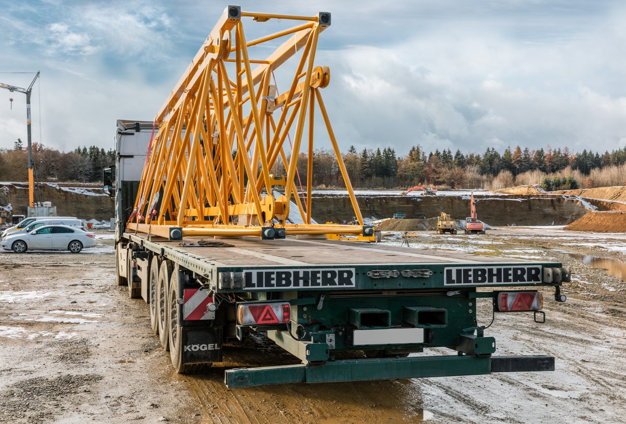 liebherr-hydraulischer-verstellausleger-hc-lh-slider-transport