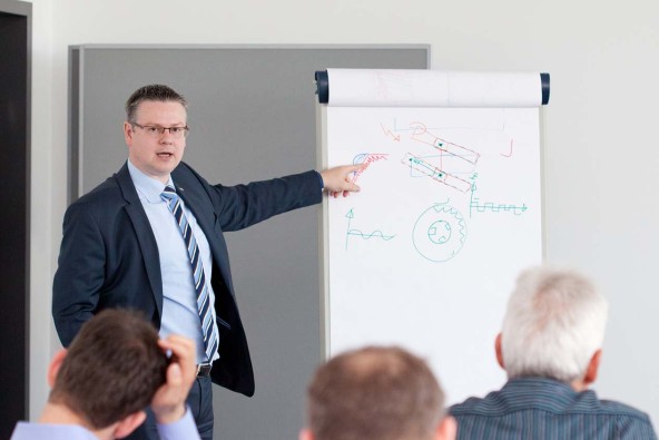 liebherr-academy-seminars-intro