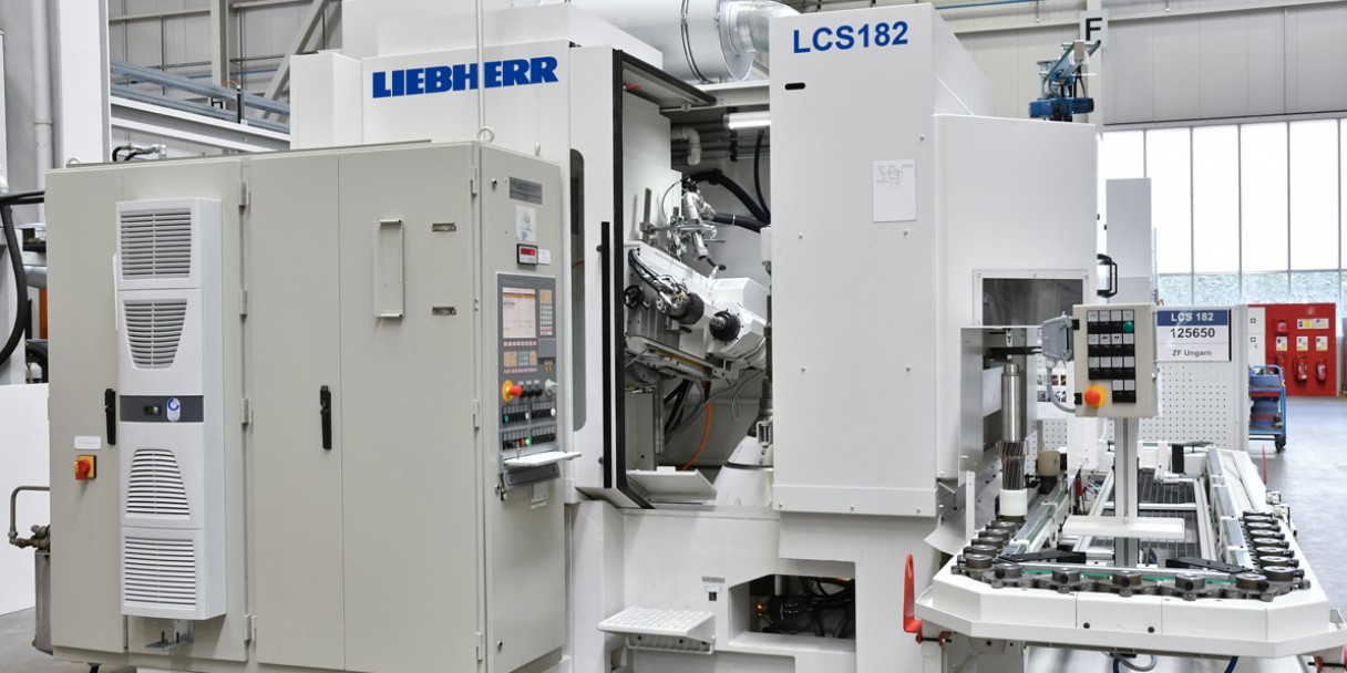 liebherr-story-reman-machine-example-new