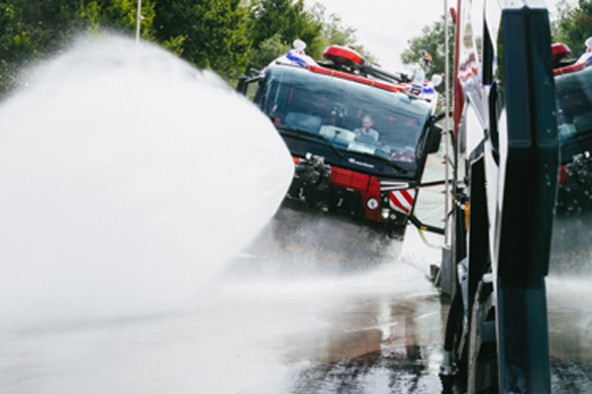 liebherr-story-rosenbauer-water