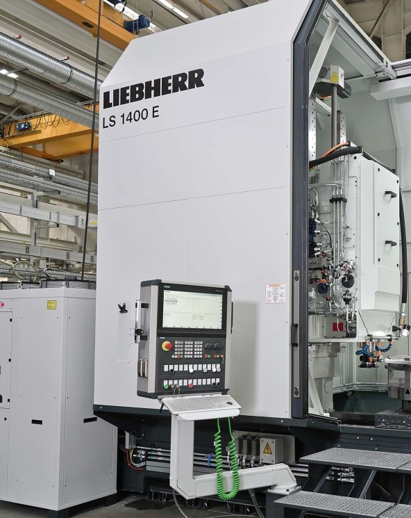 liebherr-evotion-vzt-gear-shaping-ls1400e