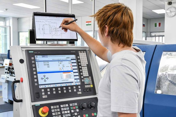 liebherr-evotion-2023-training-digital-training-content