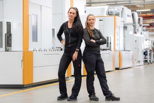 liebherr-employee-interview-women@Liebherr-vanessa-lena-content