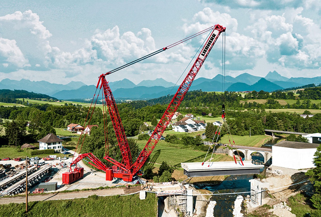 liebherr-lr-11000_civil_construction