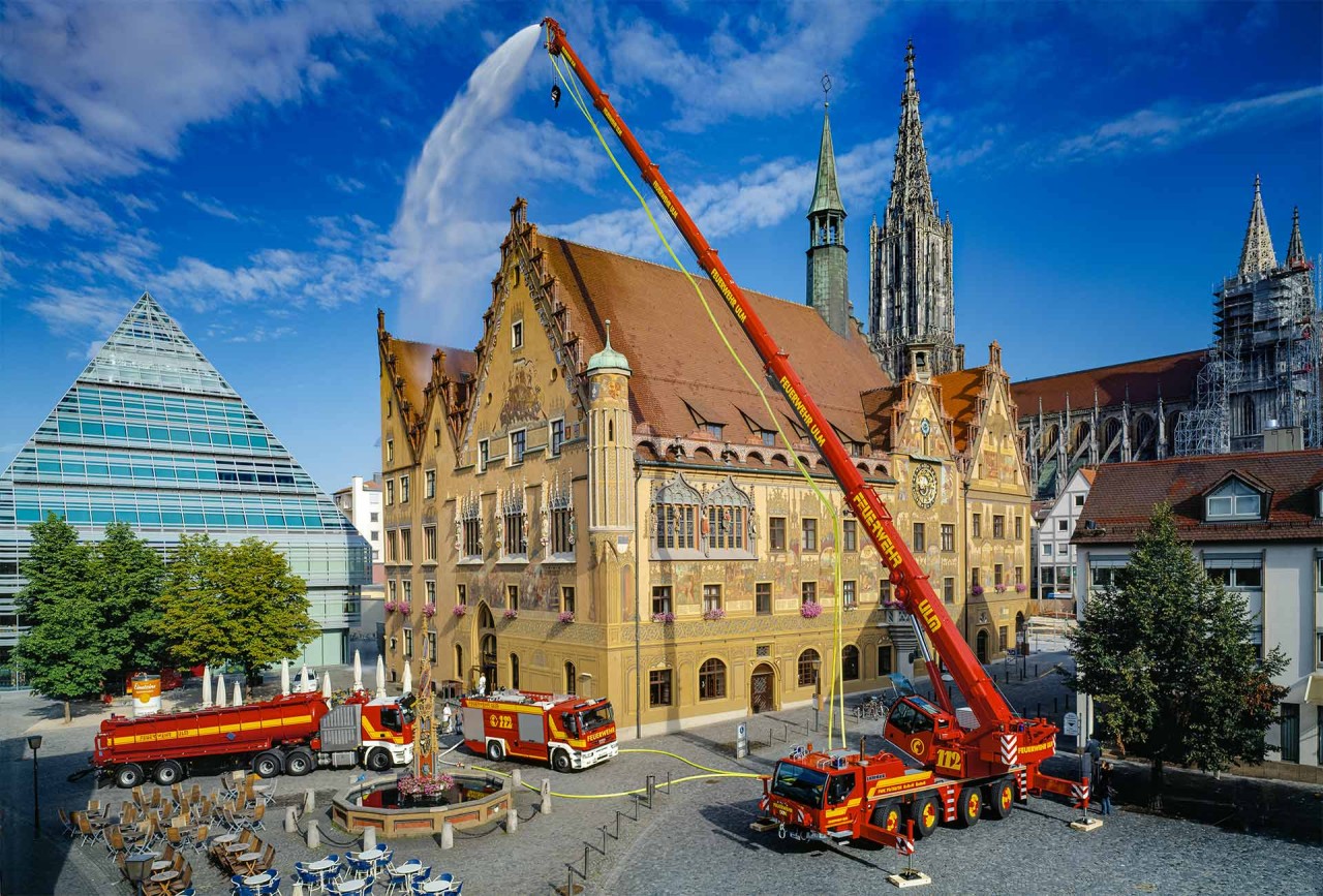 liebherr-fire-brigade-ulm-horizontal