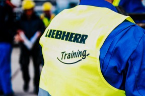 liebherr-training-teaser