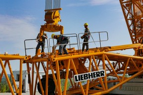 liebherr-safety-working-height