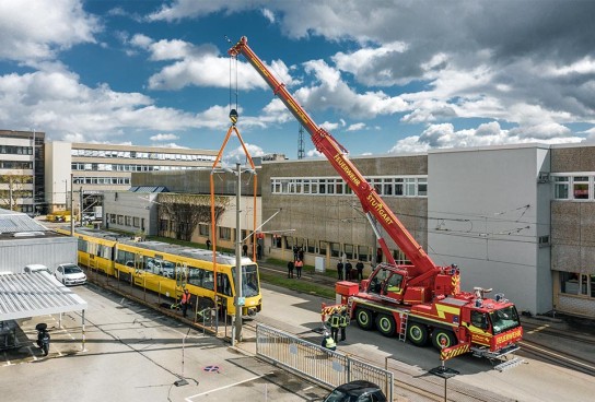 LIEBHERR LTM 1070-4.1 移動式クレーン Liebherr LTM 1070 Crane