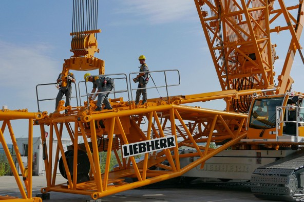 liebherr-category-teaser-safety