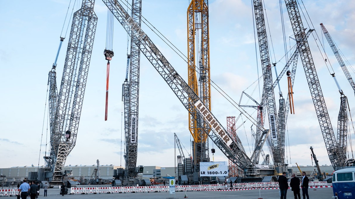 liebherr-customerdays-crawler-crane-lr1800-1.0-2