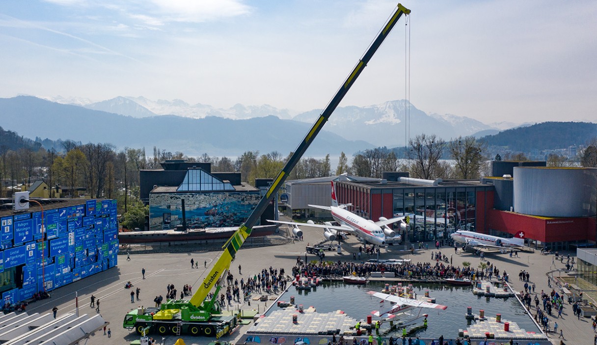 liebherr-ltm-1230-5-1-christen-luzern-cessna-1192x690