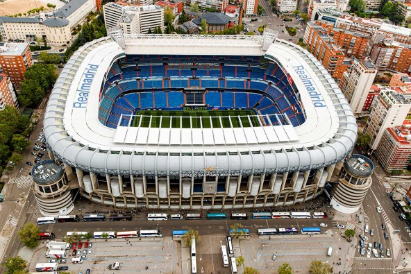 liebherr-upload-madrid-stadion-drone-1265x843