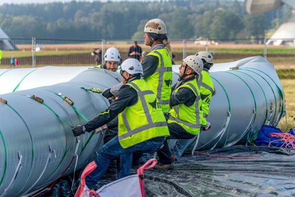 liebherr-upload-deja-vu-at-ammersee-tube-1265x843