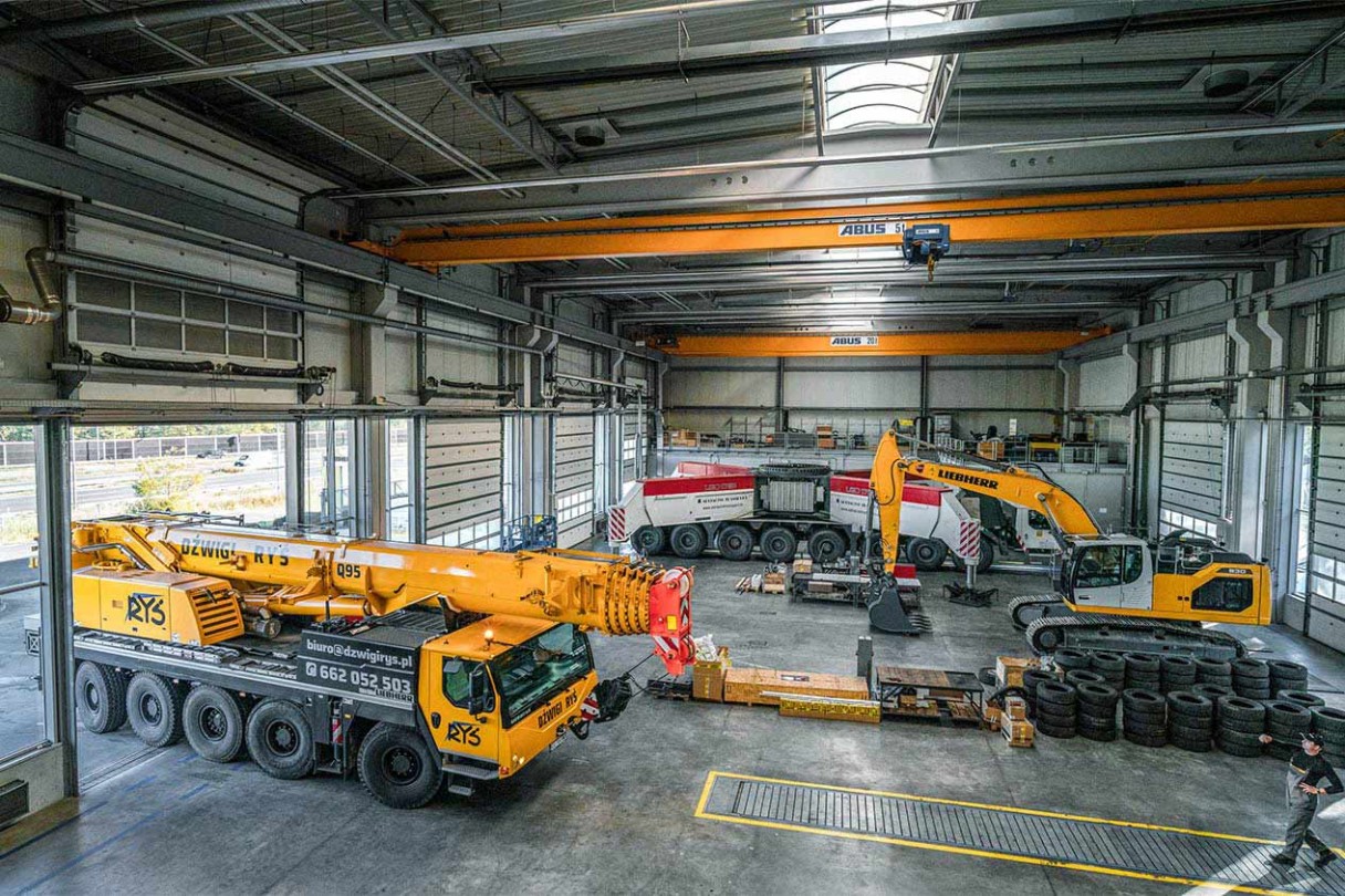 liebherr-lwe-upload-poland-garage-1265x843