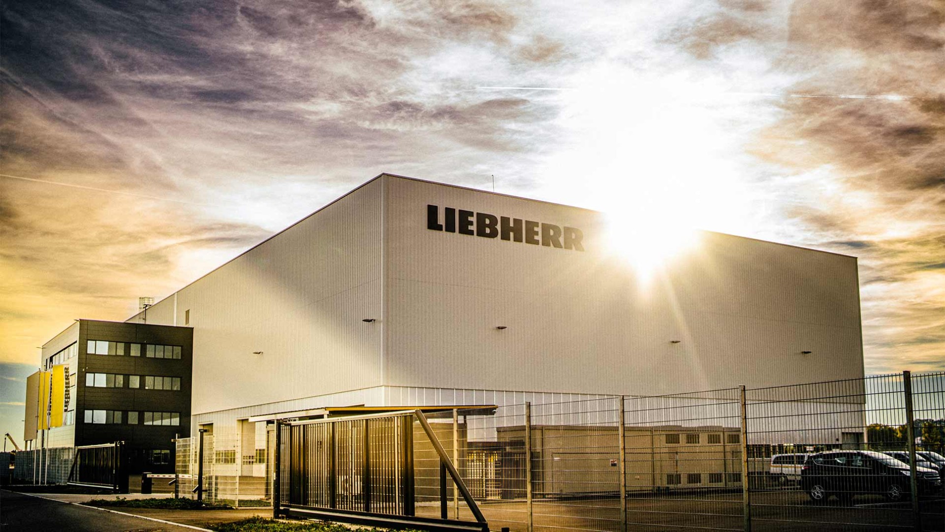 liebherr-lwe-upload-second-hand-stage-1901x1070