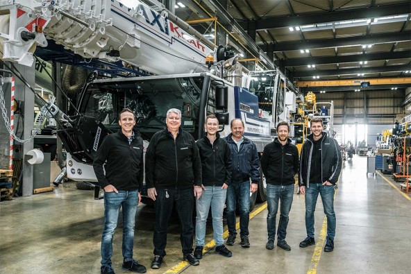 liebherr-lwe-upload-oil-team-1265x843