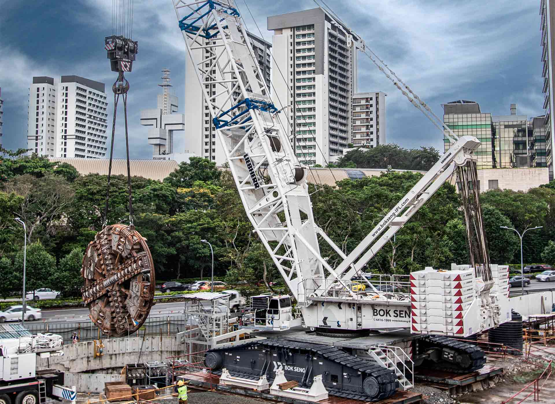 liebherr-lwe-upload-moments-singapore-1920x1400