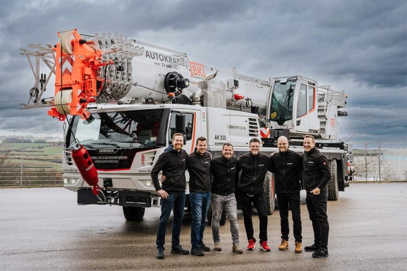 liebherr-lwe-upload-cool-design-test-team-1265x843