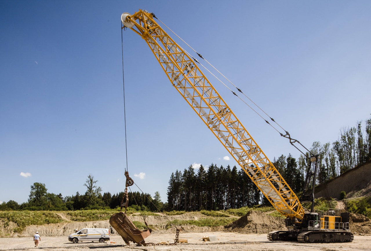 liebherr-customer-service-field-service-23