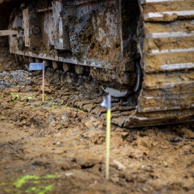 liebherr-ortbetonpfahl-cat-in-place-concrete-piles-bodenmarkierung-steckeisen