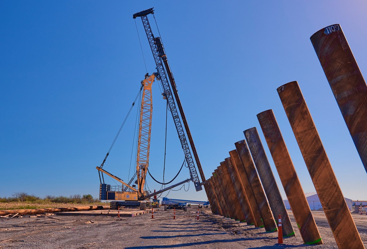 liebherr-pile-driving-methods-schlagen-impact-driving-fertigbetonpfahl-precast-steel-pipes-stahlrohre-lrh-600-min