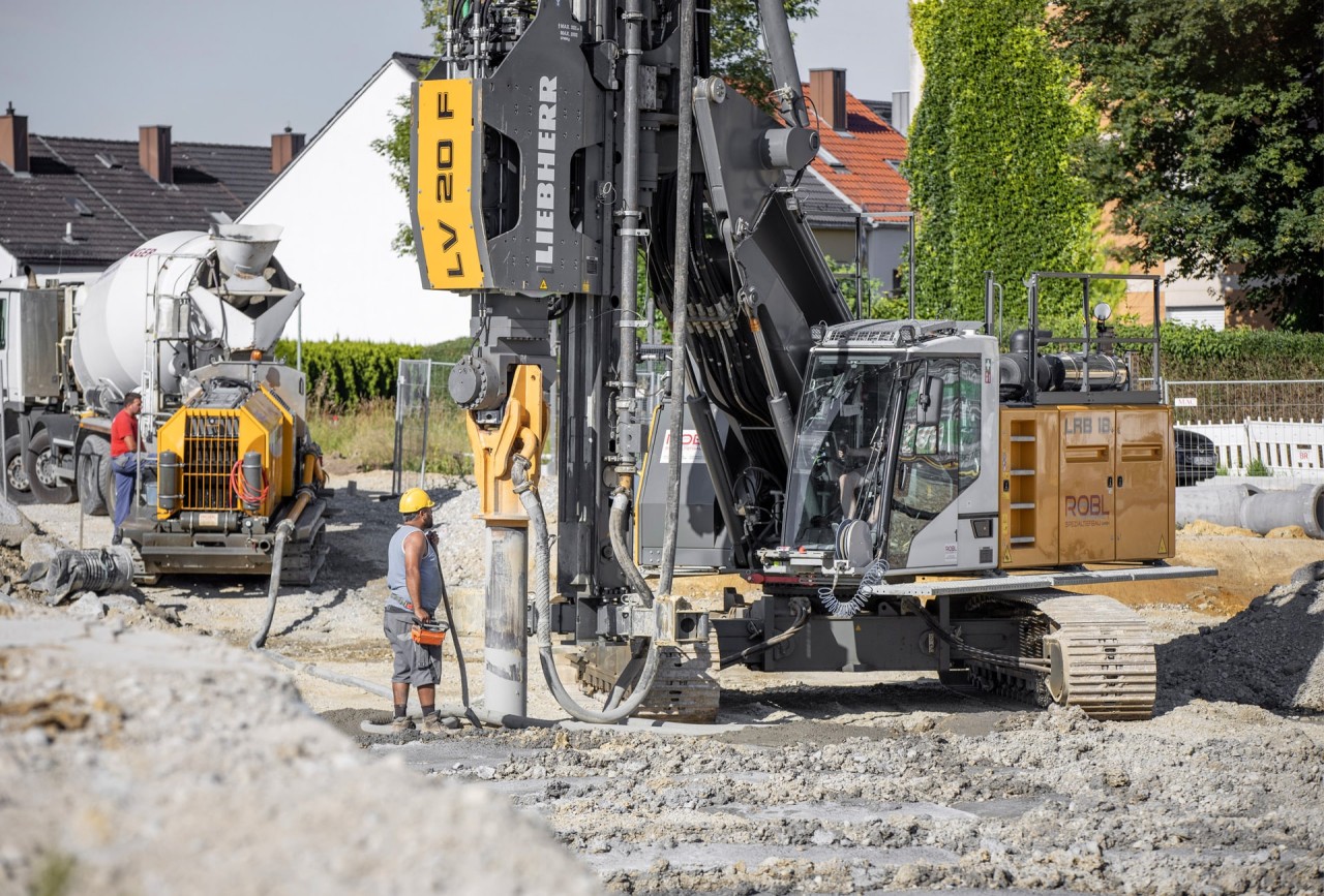 liebherr-pile-driving-methods-vibrating-ortbeton-ruettelpfahl-min