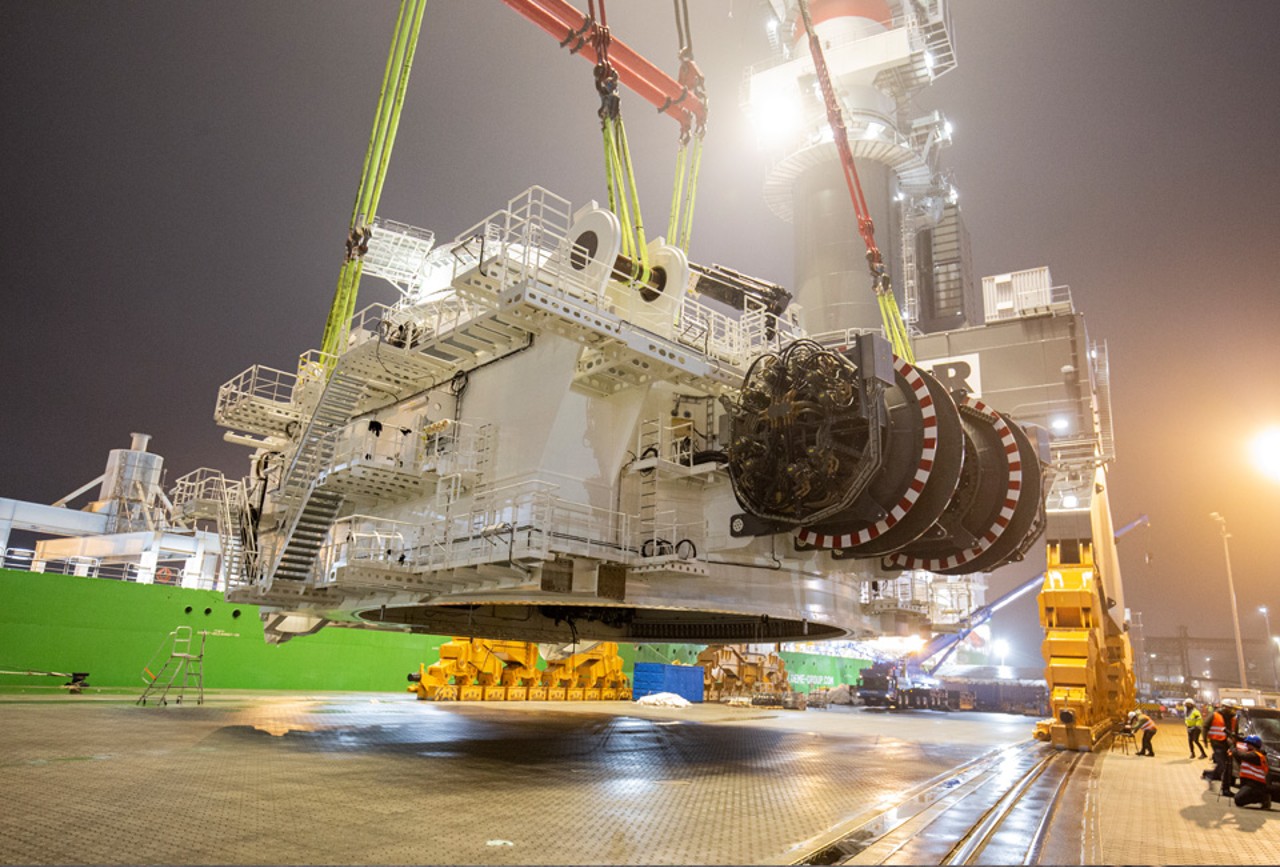 liebherr-tcc-78000-heavy-lift-handling-rostock-germany-europe-NL-21