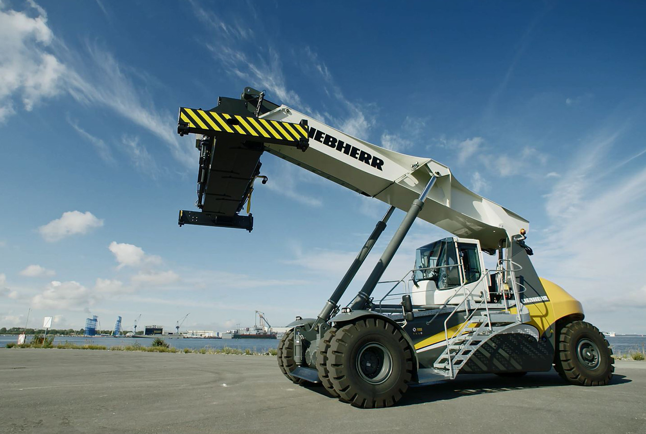 liebherr-lrs-545-container-handling-germany-NL