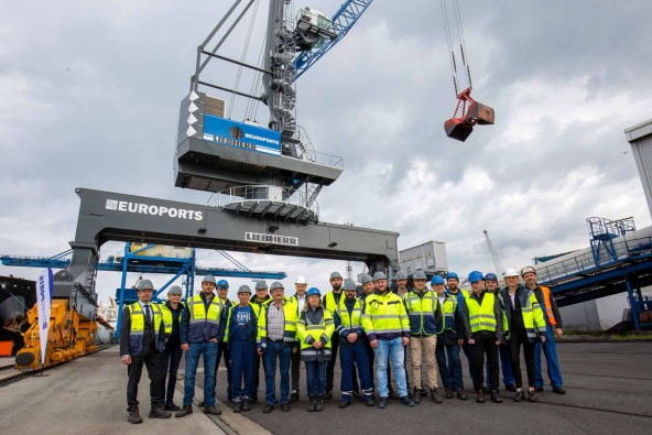 liebherr-lps-420-e-euroports-hand-over-NL-3