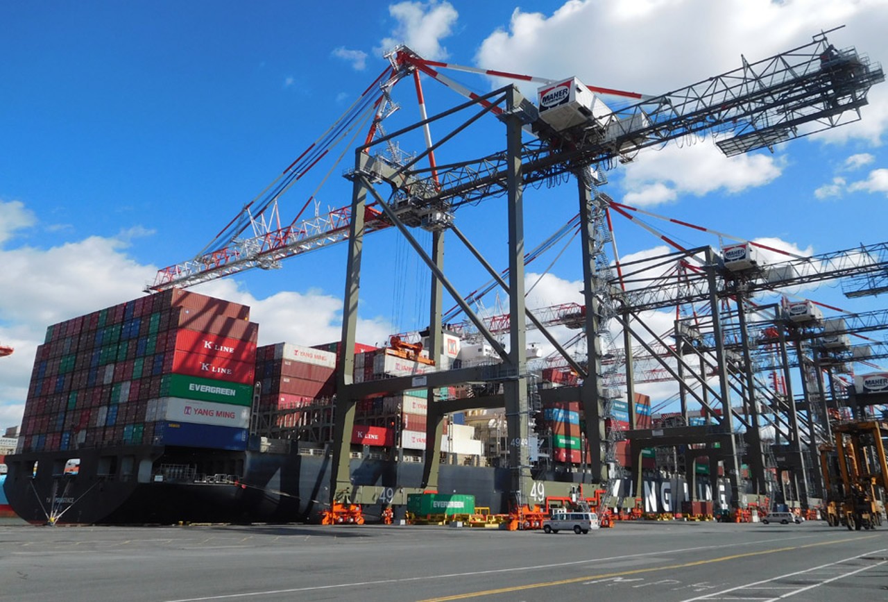 liebherr-container-cranes-ship-to-shore