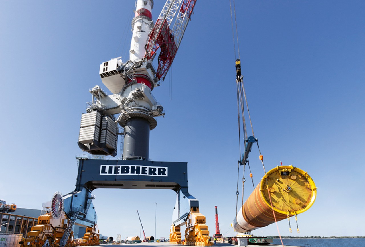 liebherr-tcc-78000-heavy-lift-monopile-rostock-germany-europe