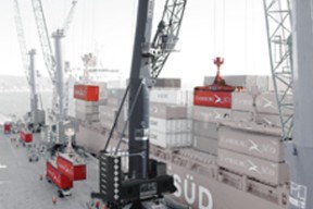 liebherr-lhm-550-mobile-harbour-crane-container-handling-cycoptronic-teaser