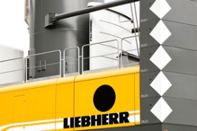 liebherr-lhm-550-mobile-harbour-crane-slewing-platform-pactronic-2-teaser.jpg