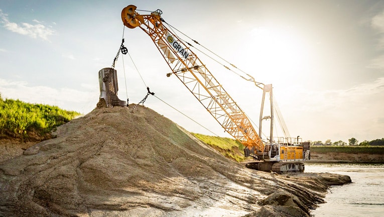 liebherr-hs-series-dragline-operation-schürfkübelbagger-schleppschaufel