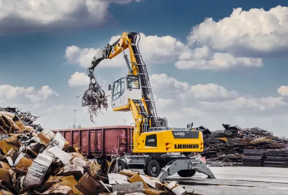 liebherr-scrap-material-handling v3