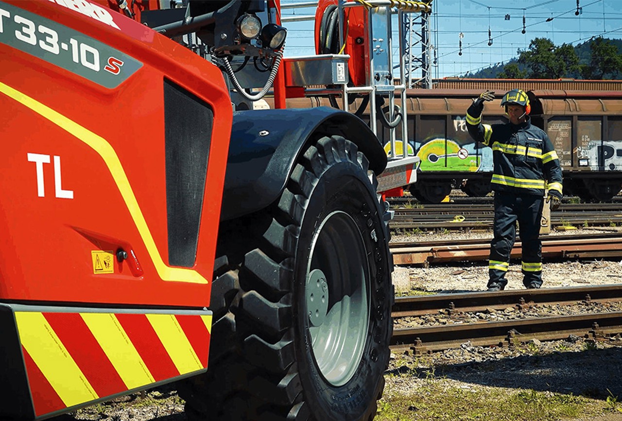 Liebherr-fire-and-emergency-services