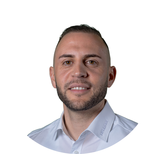 Tobias Fricker, Conseiller de vente d'engins de manutention et industriels