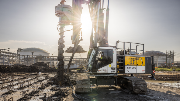 Superior uses Liebherr drilling assistant, which regulates the crowd force and speed of the rope crowd system, ensuring every pile is meeting their exact specifications. Superior uses Liebherr drilling assistant, which regulates the crowd force and speed of the rope crowd system, ensuring every pile is meeting their exact specifications.