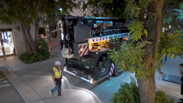Mobile crane product image front perspective